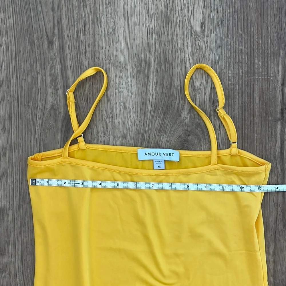 Amour Vert Chic Yellow Knit Midi Dress with Lining - XS - Picture 6 of 11